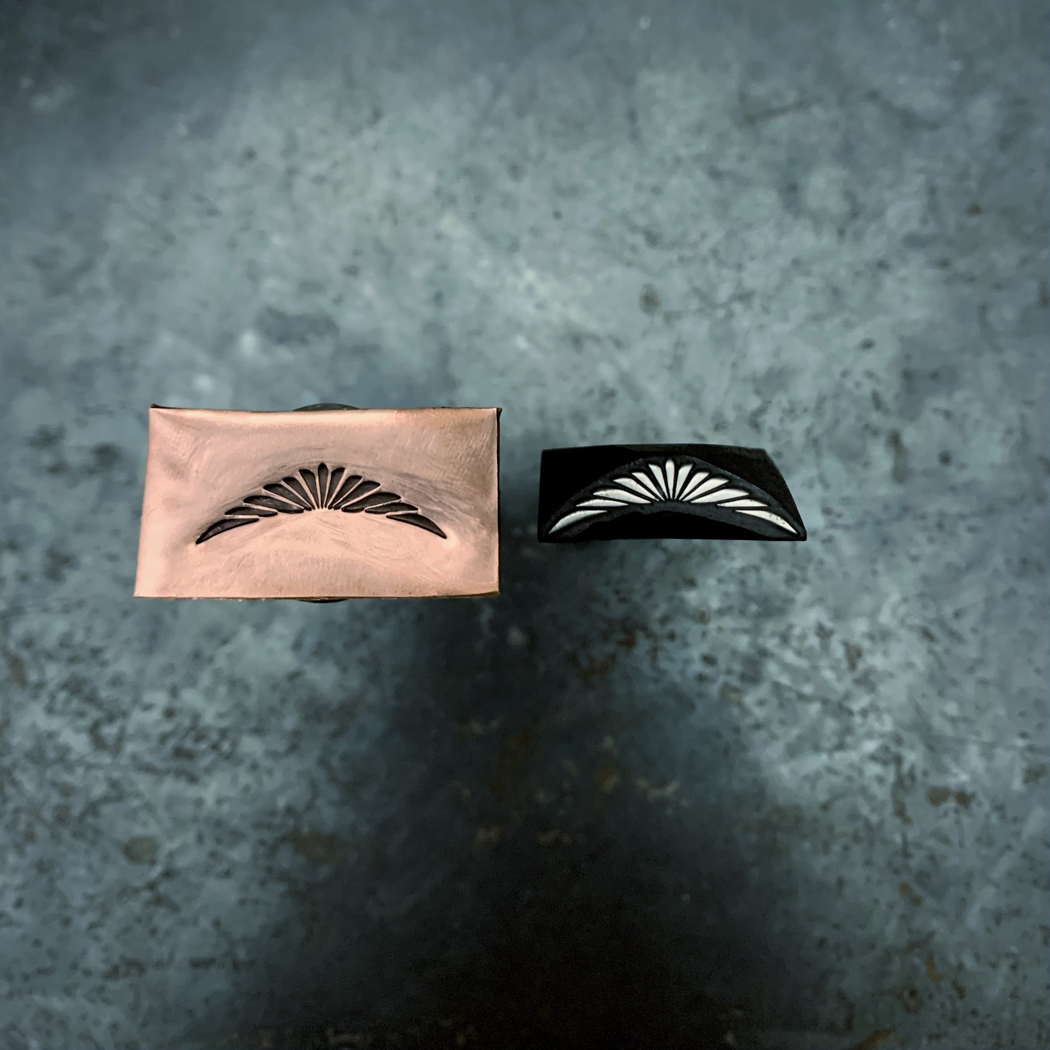 BORDERS – Silver Lining Metal Stamps
